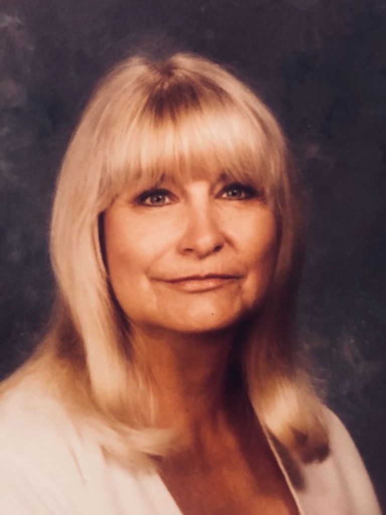 Betty Barrozo Profile Photo