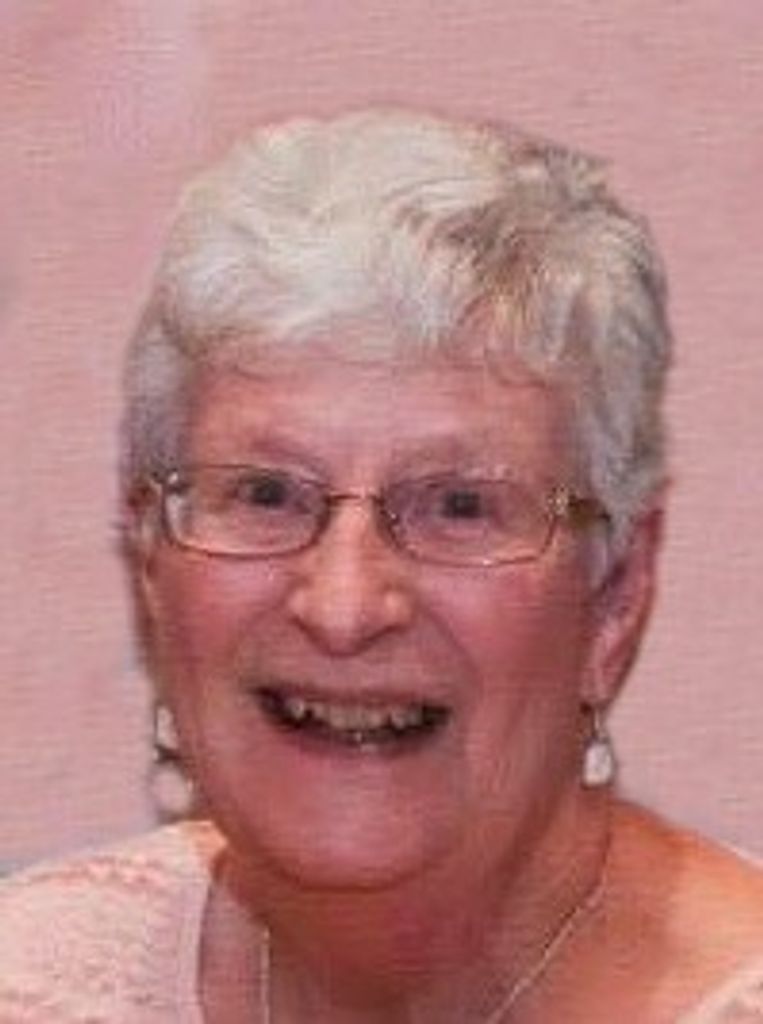 Marjorie (Russell)  Junker