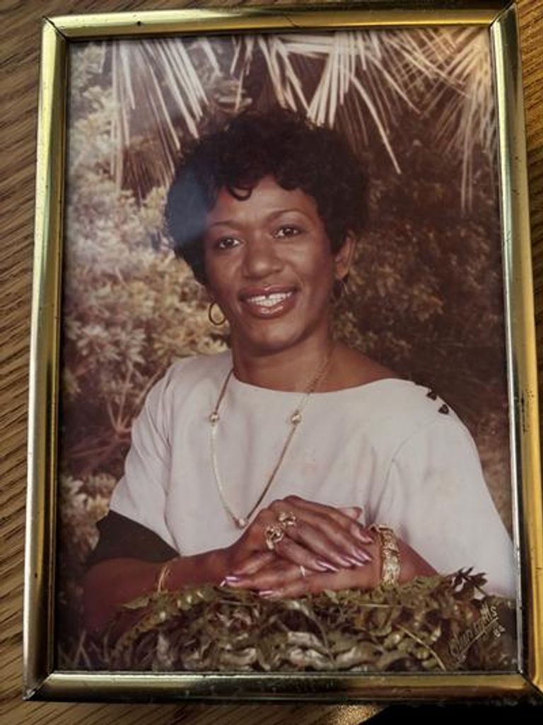 Addine Alexander Grace Profile Photo