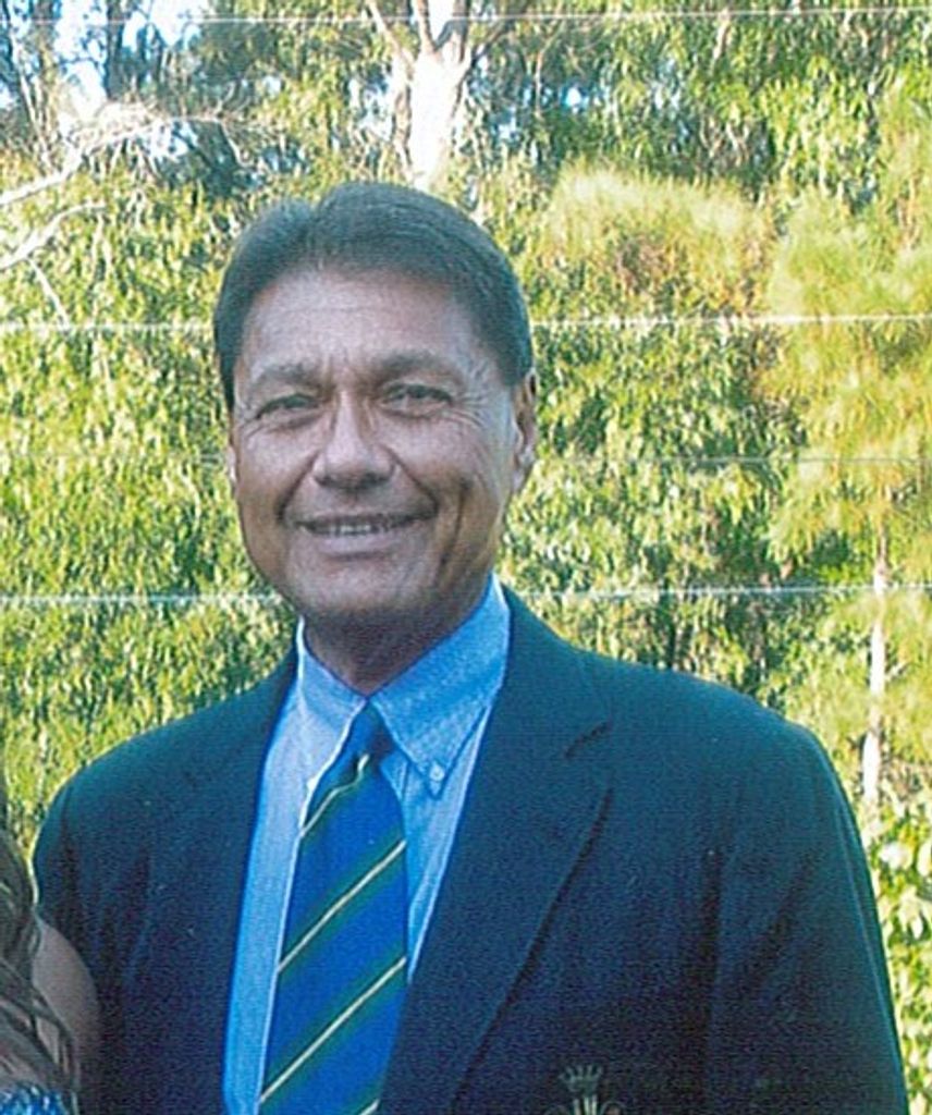 Charles Roy Hallback Profile Photo