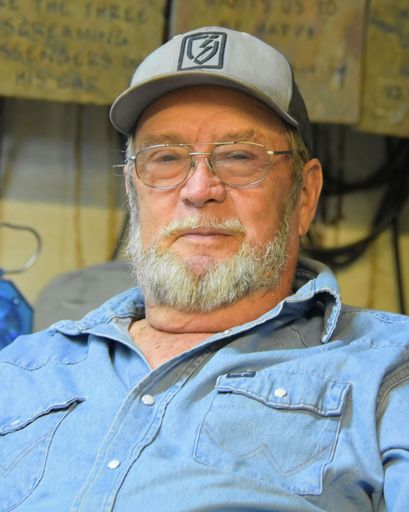 Dwight Ray Deines's obituary image