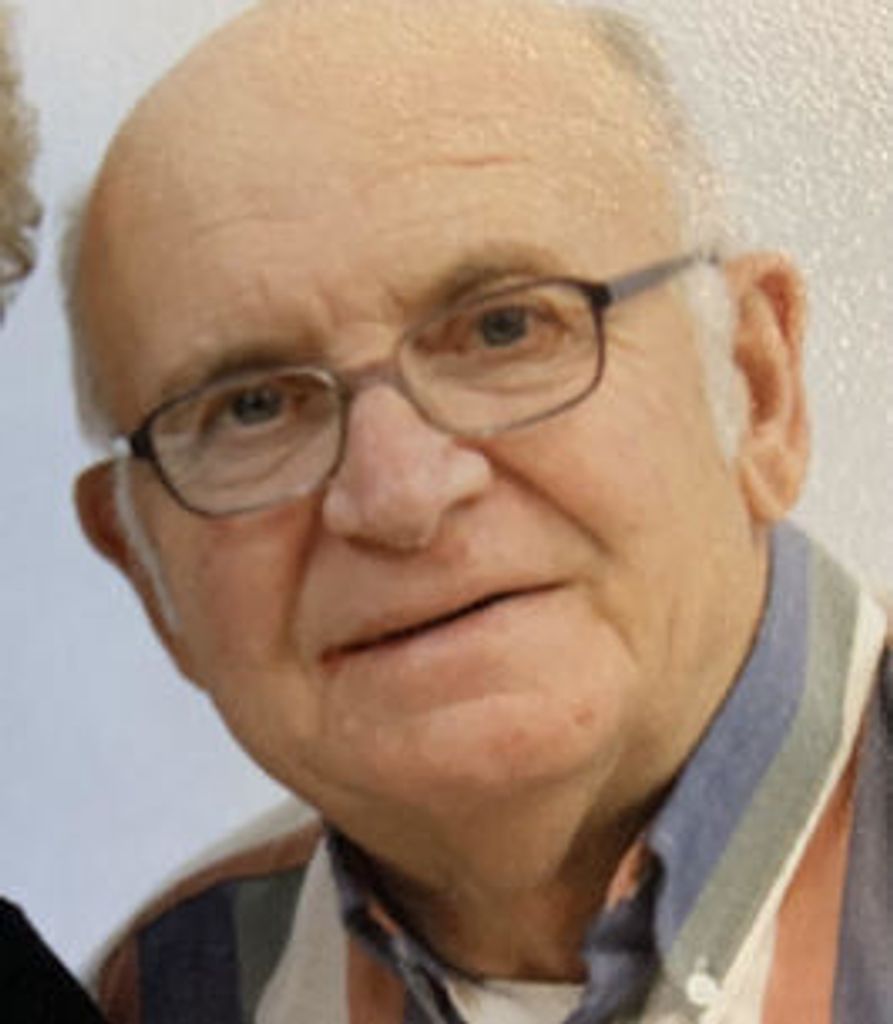 Roland Warrick Jacobs Profile Photo