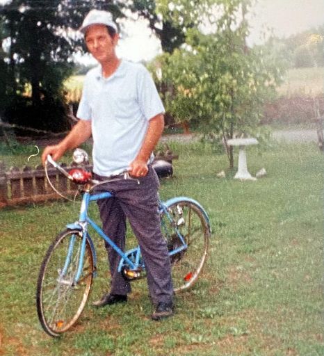 Bobby Leroy Skinner photo gallery thumbnail 20 of 64