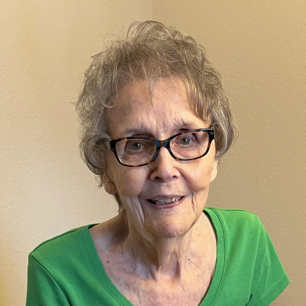 Ellen Jane Issa Profile Photo