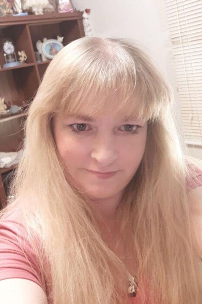 Windy Ann (Ray)  Campbell