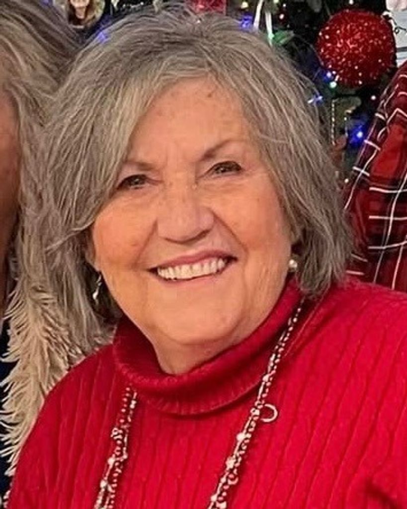 Elaine Robertson Profile Photo