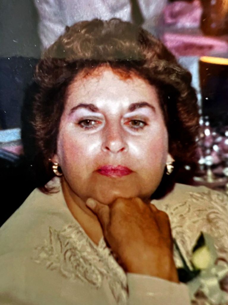 Anita (Senna) Fay Profile Photo