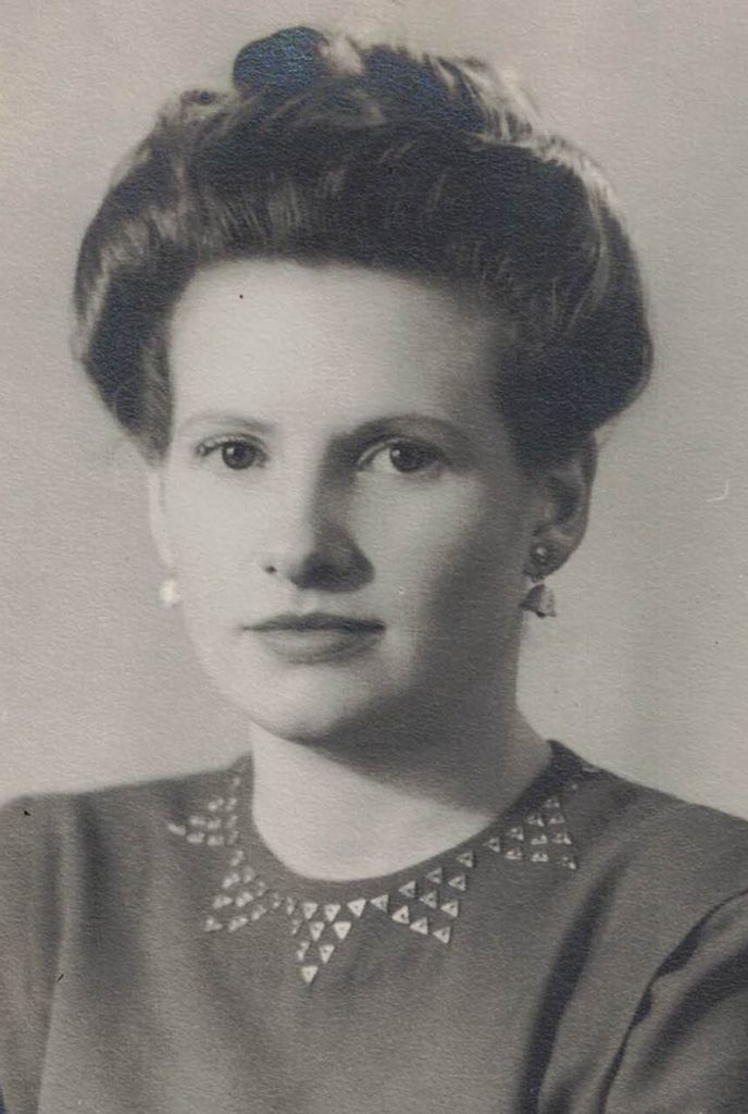 Ruth W. Snow Profile Photo