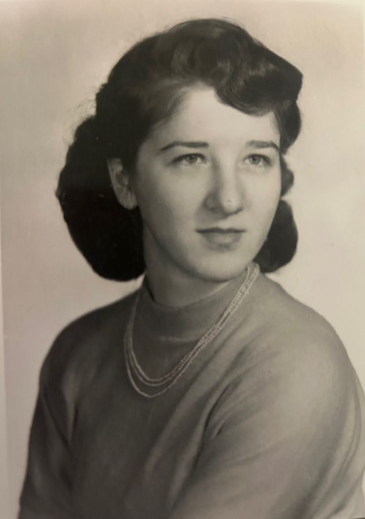 Linda Lou Carroll Profile Photo