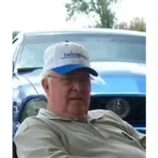 Glendon Woosley Profile Photo