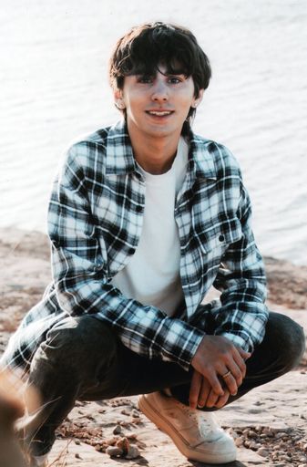 Adam Blaise Agnew's obituary image