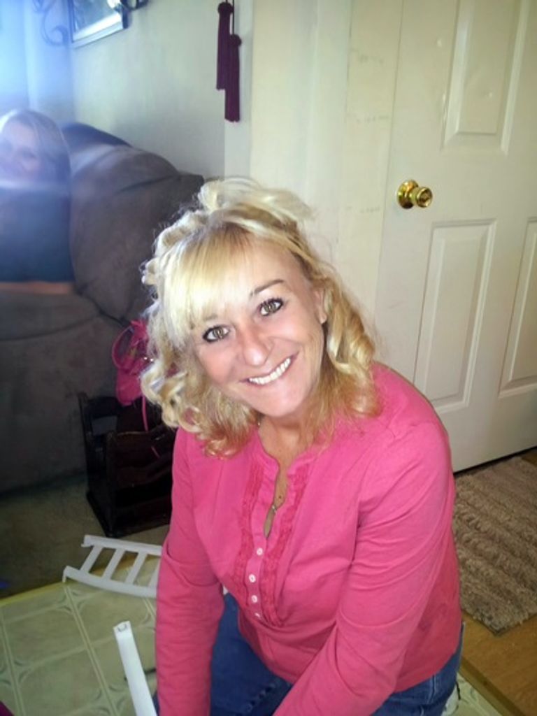 Lisa Sons Gannon Profile Photo