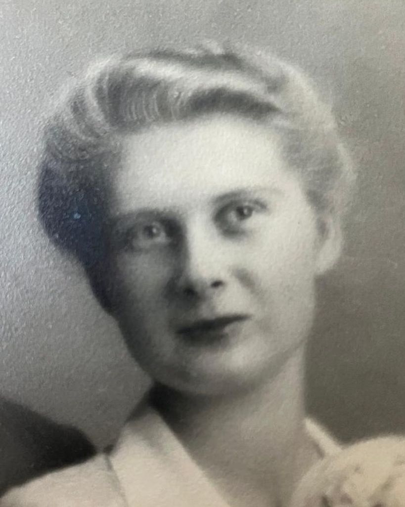 Edythe Jane White Waterhouse Profile Photo