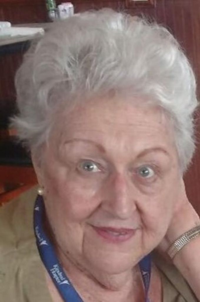 Delores Krasnodembski Profile Photo