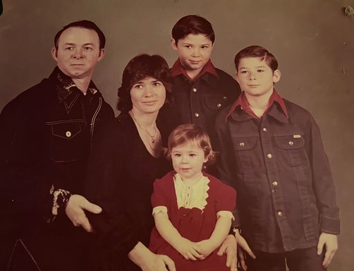 Gail Grimes photo gallery thumbnail 5 of 67