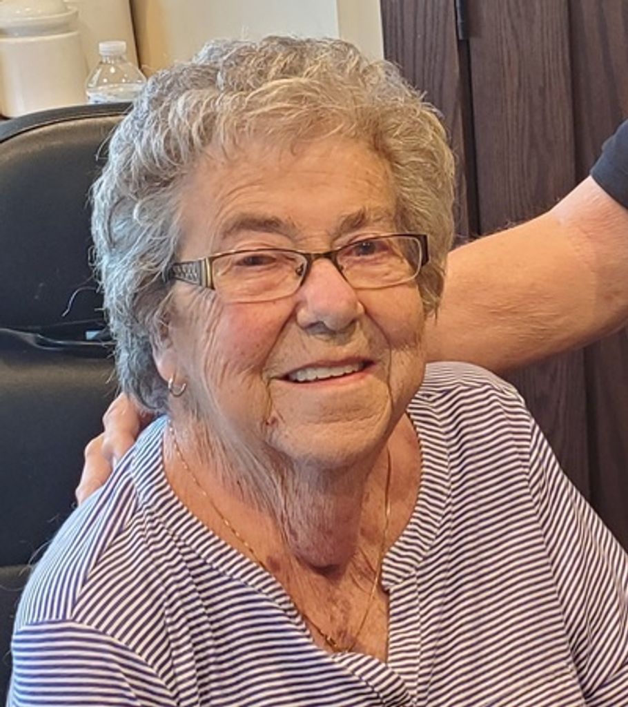 Barbara Ann Holub Profile Photo