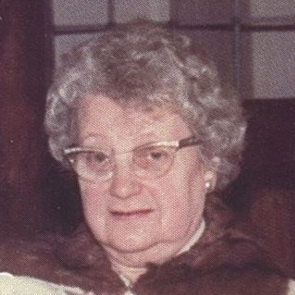 Ann M. (petras)  Maguylo