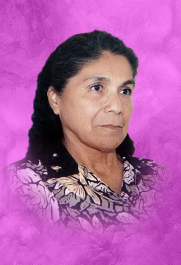 Camerina Salinas Profile Photo