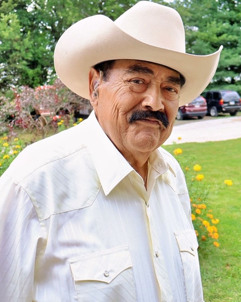 Juan Bahena Profile Photo