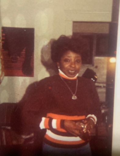 Betty L. Bronaugh photo gallery thumbnail 11 of 44