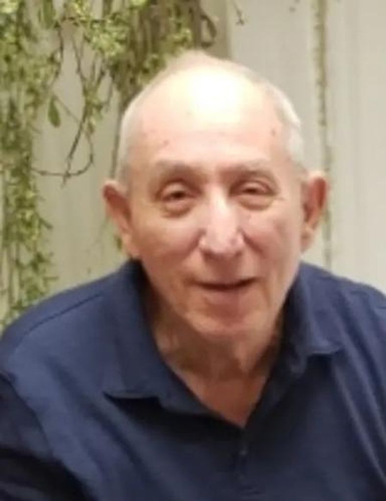 Roberto Bolanos Profile Photo