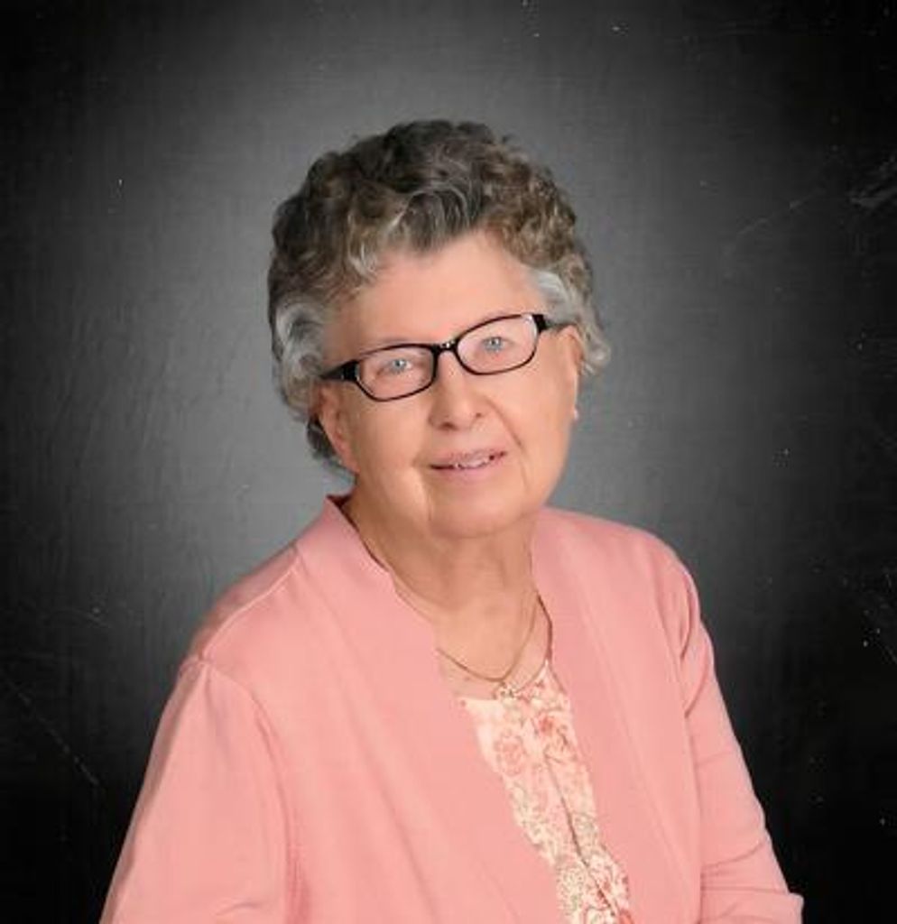 Mary Evelyn Logan Profile Photo