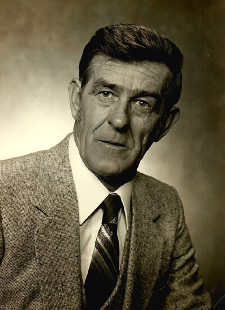 Bernard J. "Sacks" Sosnak Profile Photo