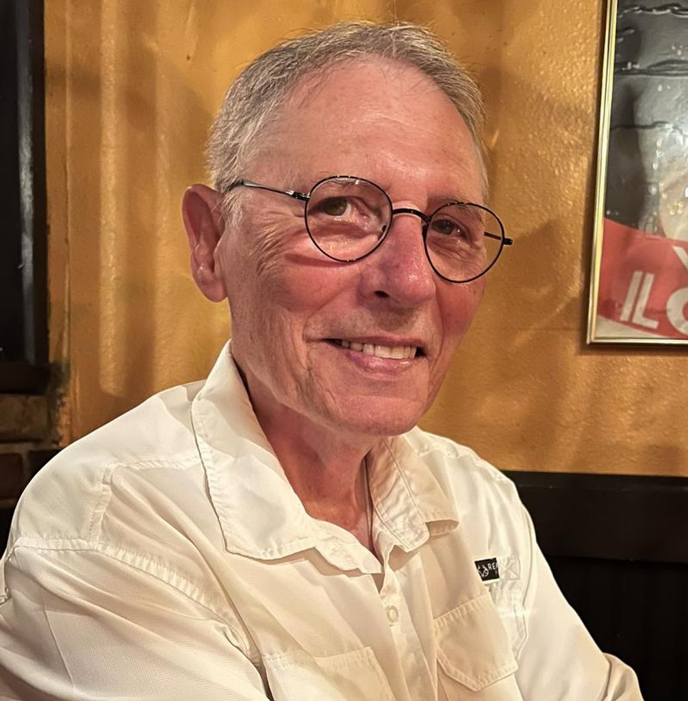 John William Navarro Profile Photo