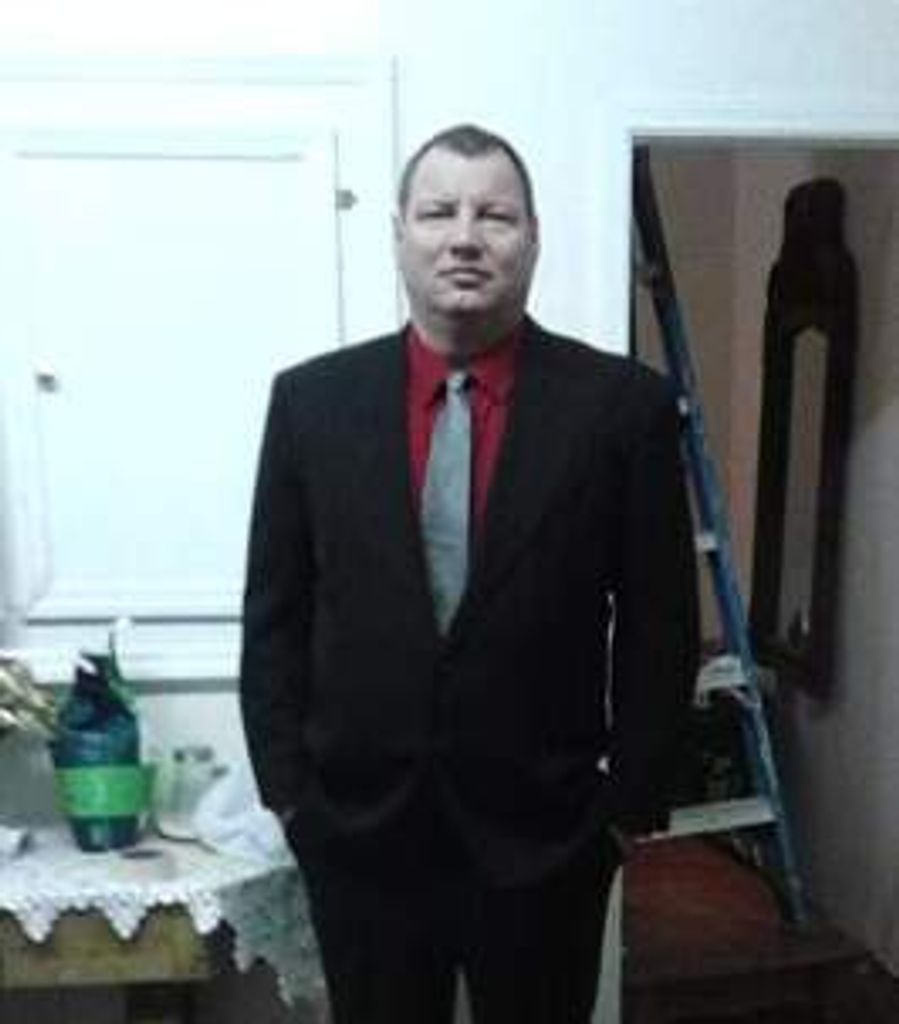 Joshua Joel Huskins Profile Photo