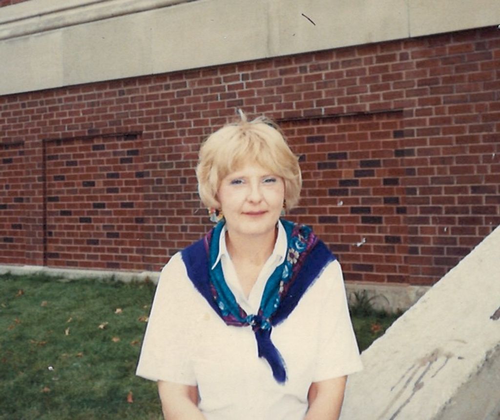 Robinann White Profile Photo