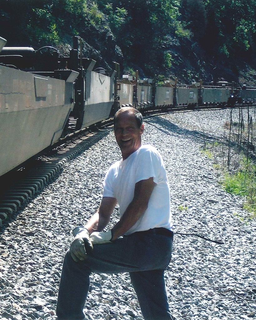 Stephen Scott Gunnarsson Profile Photo