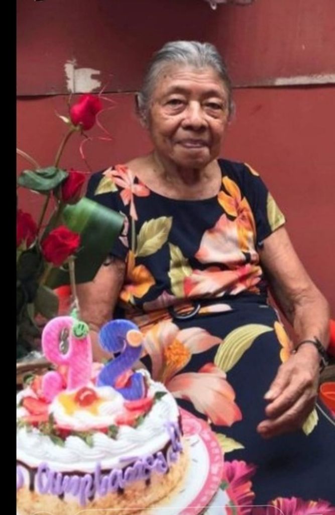 Marta Rosa Cerritos Profile Photo