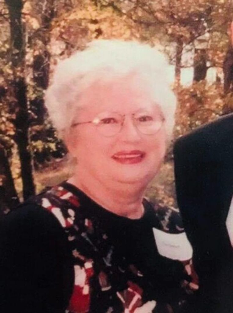 Faye Helton Profile Photo
