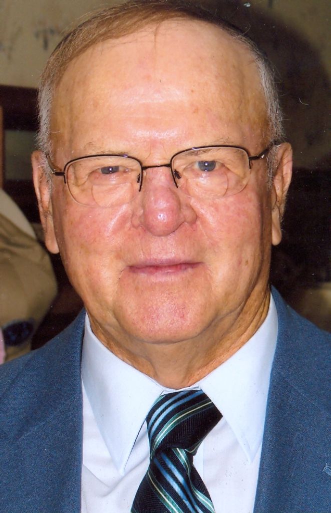Lloyd Earl Triggs