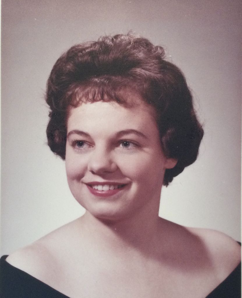 Charlotte Sue Elliott Profile Photo