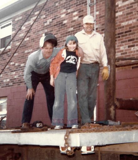 Tom D. East photo gallery thumbnail 157 of 183