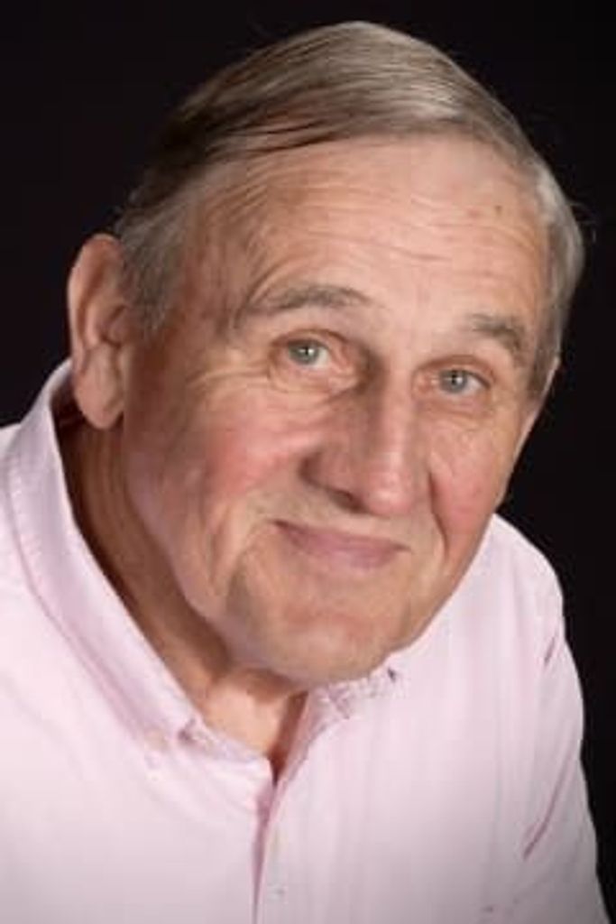 Robert "Bob" Walkington