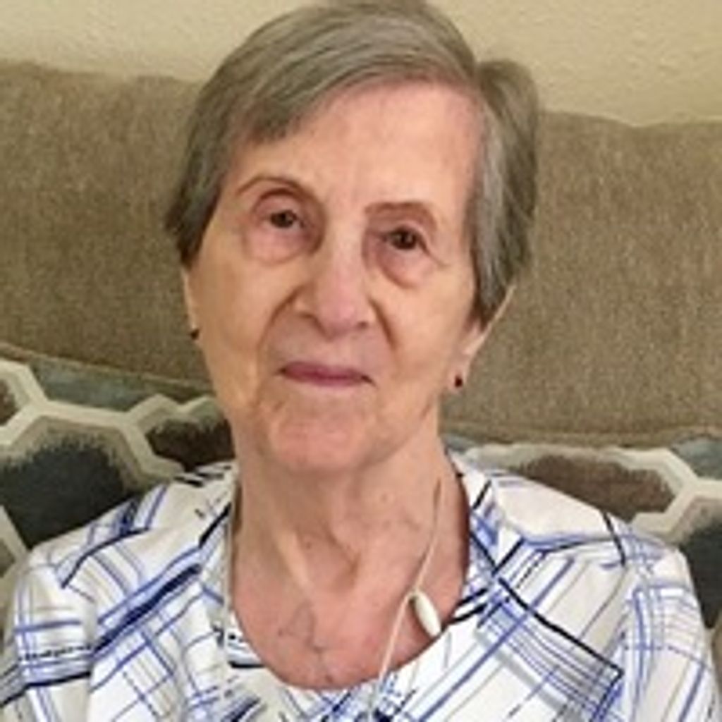 Honey Lou Cole