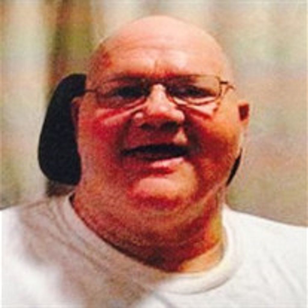 Robert M Alexander