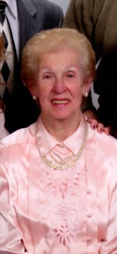 Violet E Wilczynski Profile Photo