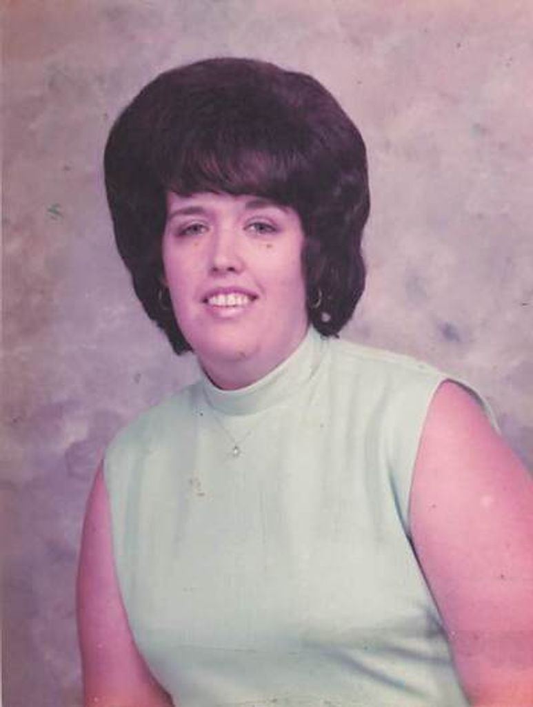 Linda Cook Profile Photo