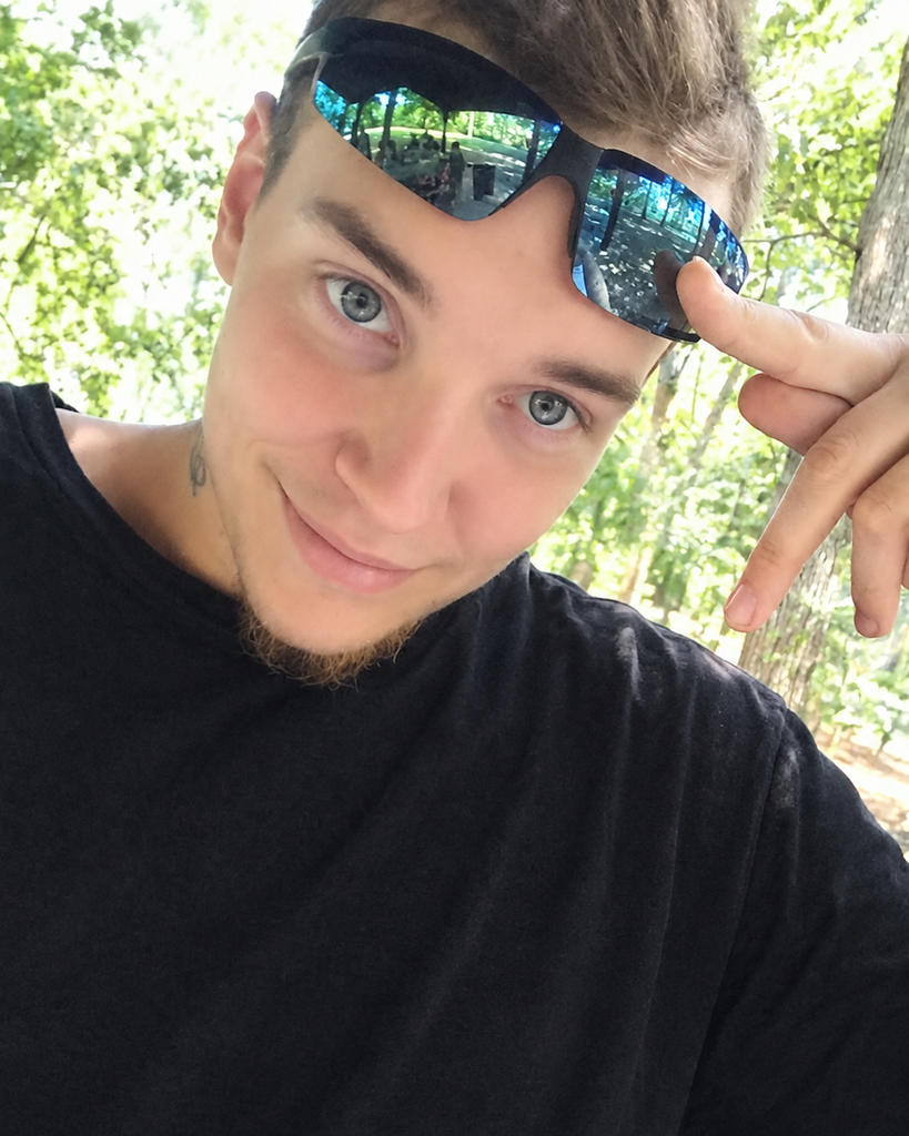 Jarrod Lamar Holden Profile Photo
