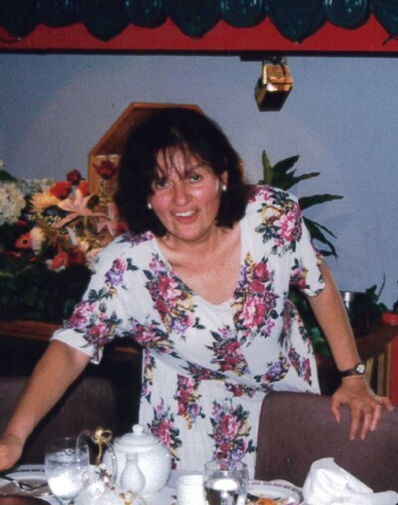 Celia Ligrani Profile Photo