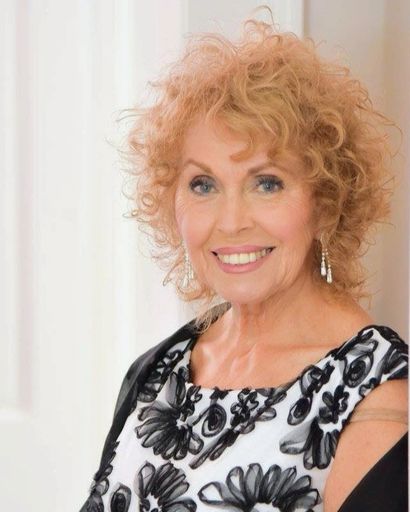Jacqueline Clover Profile Photo