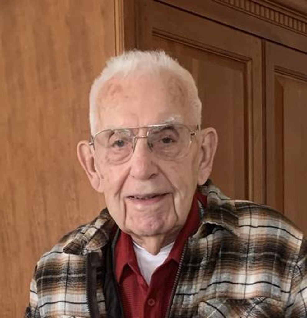 Leslie Clinton Hurley Profile Photo