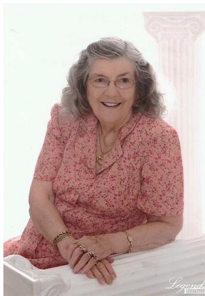 Dorothy Helen Strattis