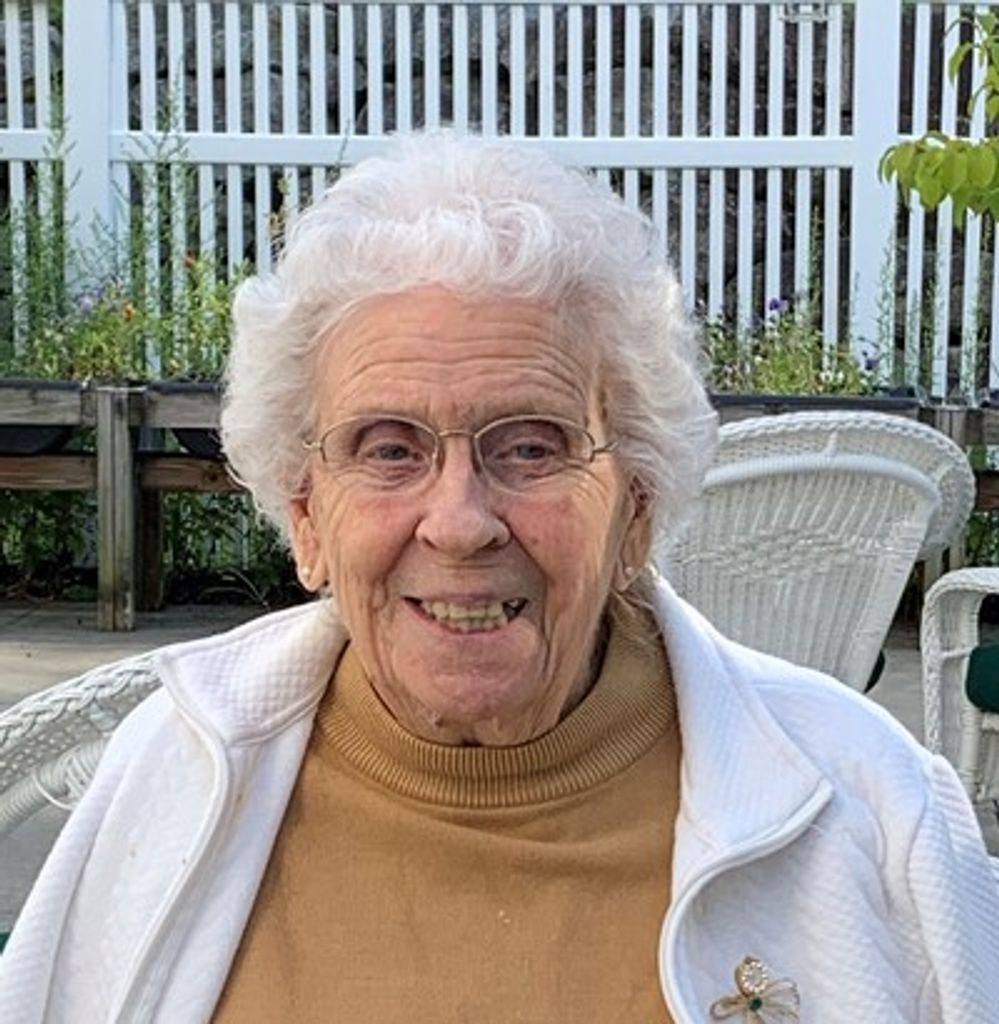 Arlene Ruth (Parker) Head Tatro Profile Photo