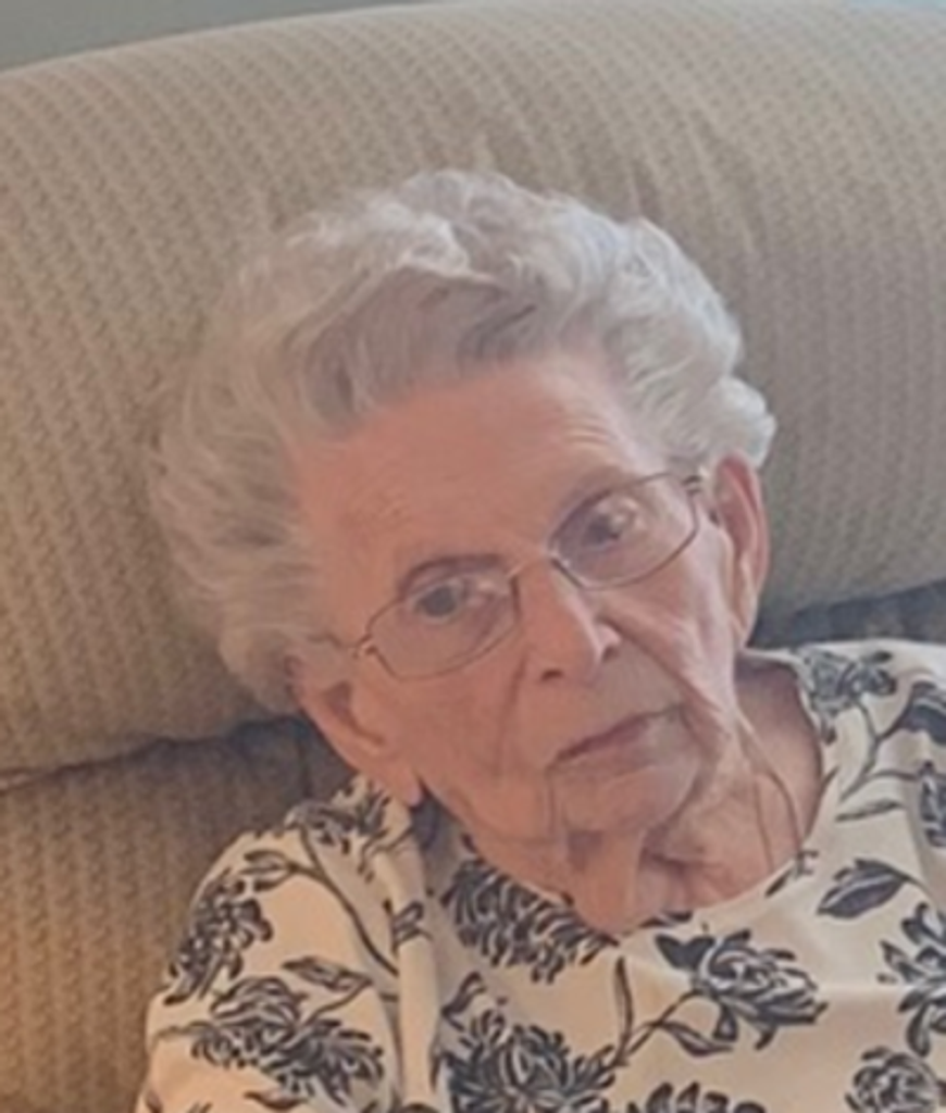 Evelyn "Lynn' Miller