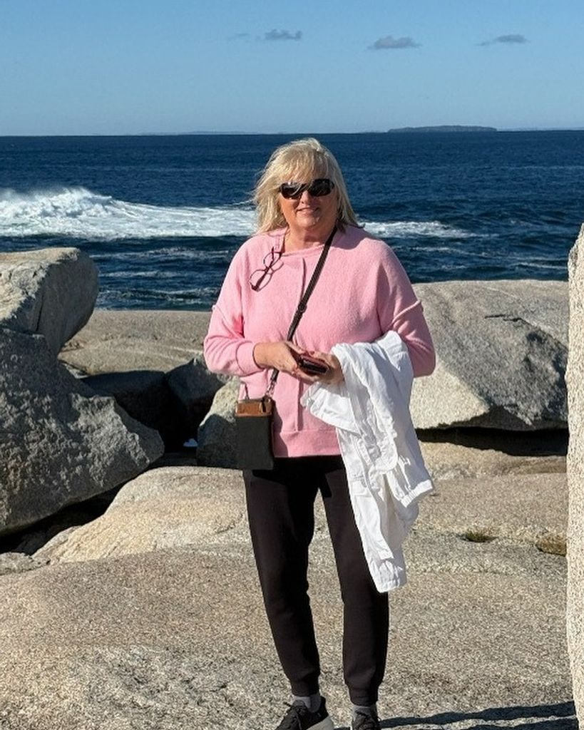 Karen Carlew Burris Profile Photo