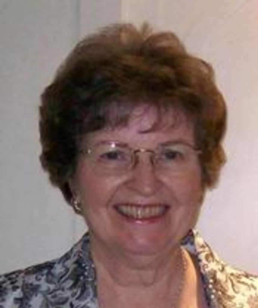 Gloria A Perreault